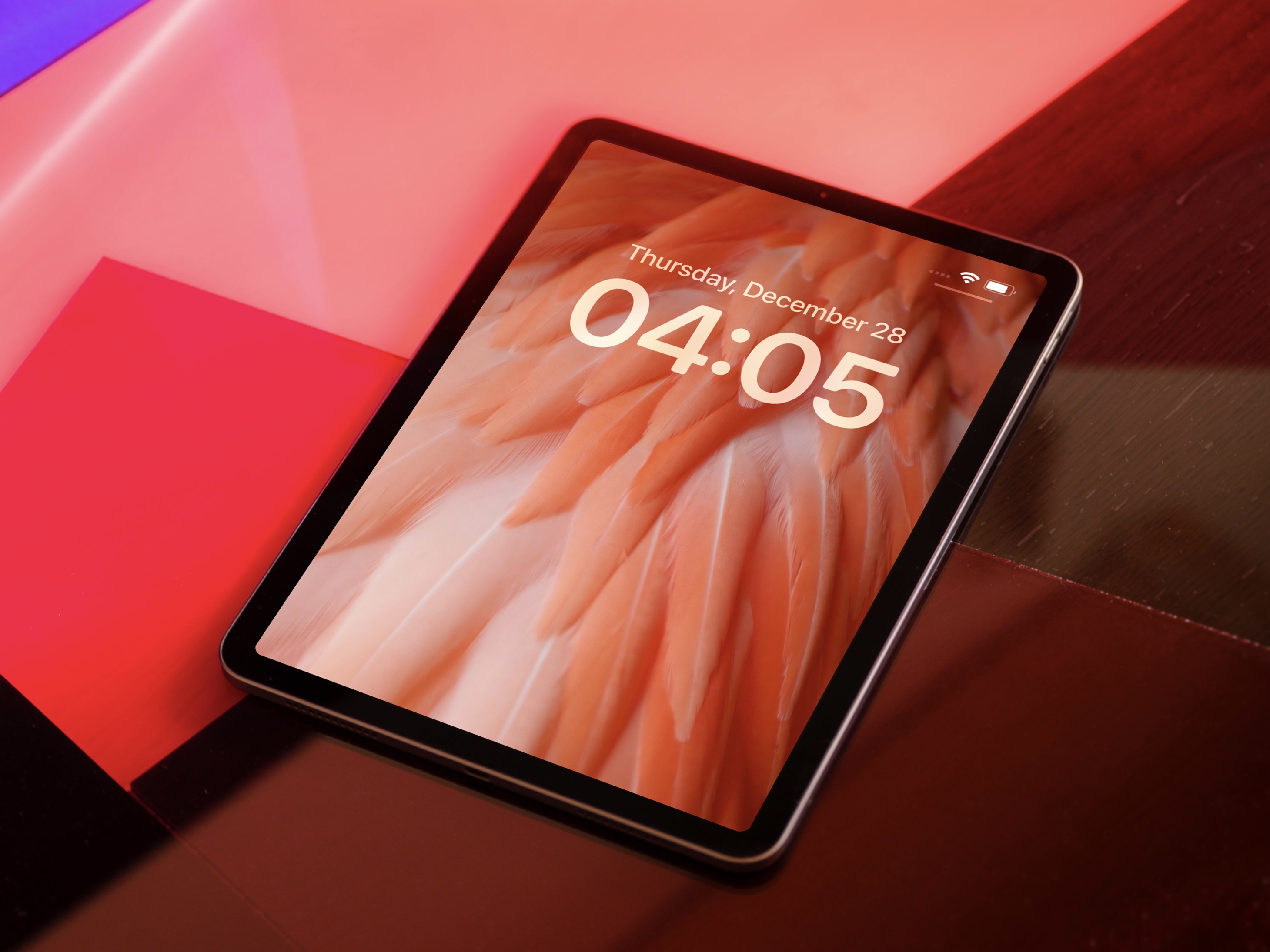 Colorful Feather Texture Wallpaper 4k iPhone Download